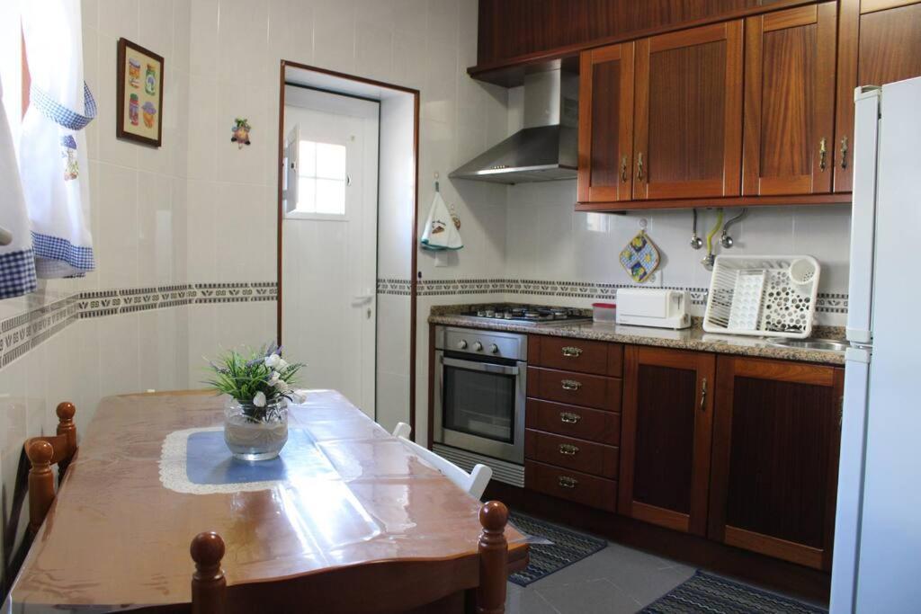 Casa Da Avo Lidia Appartement Lourinhã Buitenkant foto